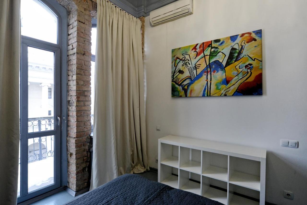 Artol Gorodetskogo Apartment Kiev Ngoại thất bức ảnh